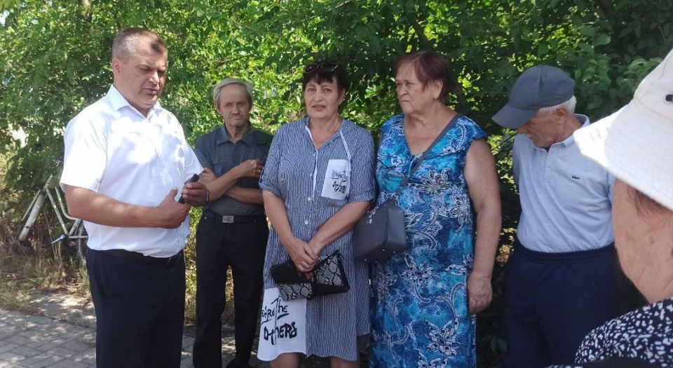 Юрий Атаманов: Провел встречу с жителями микрорайона «Железнодорожный»