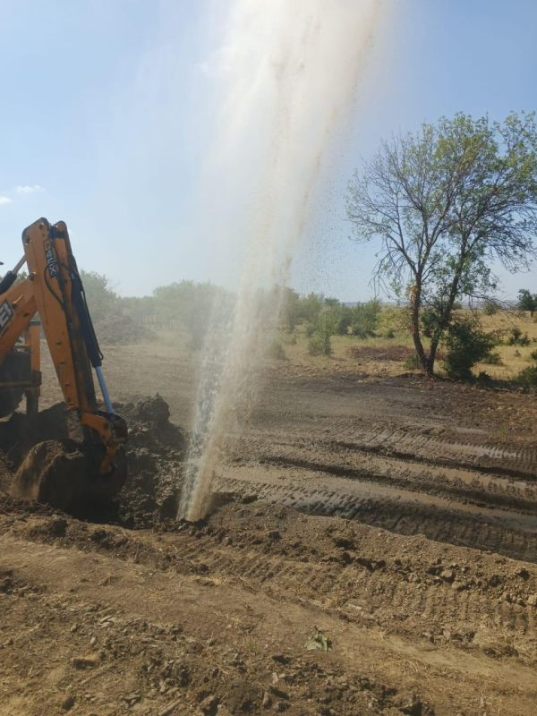 В течение прошедшей недели специалисты Ленобласти устранили в Юнокоммунаровске порывы на водоводе большого диаметра
