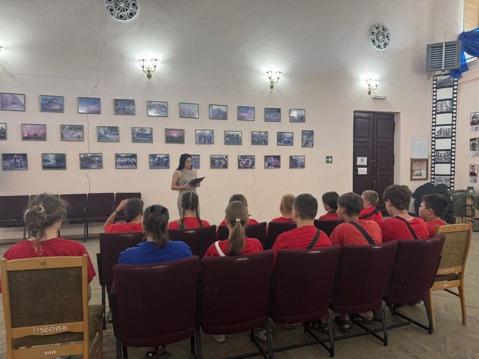 Юнармейцы Кировского на волне профессионального роста! Открывая новые горизонты в "Кем быть и где учиться, чтобы трудиться с удовольствием?"