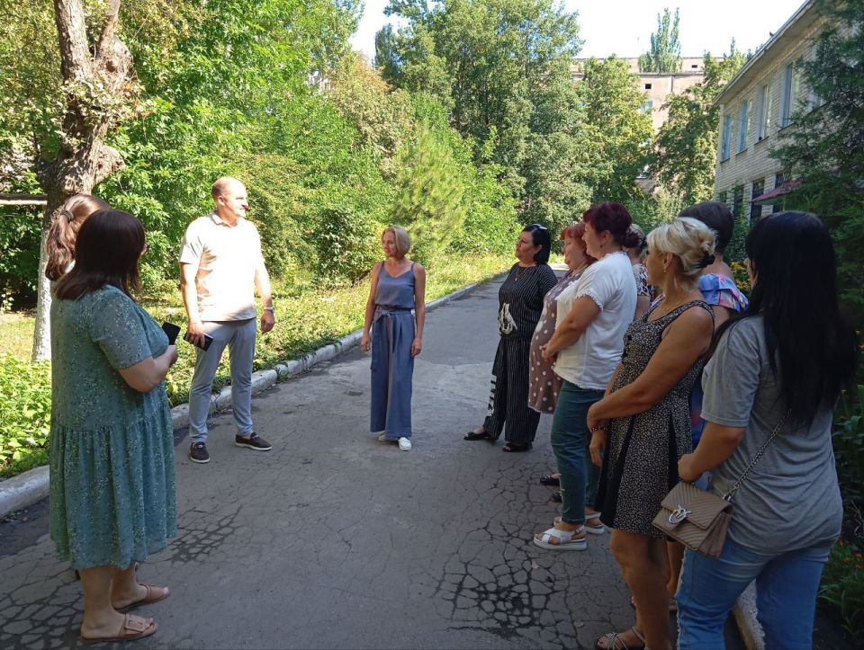 По поручению Главы Донецкой Народной Республики Дениса Владимировича Пушилина в Пролетарском районе продолжаются встречи с населением