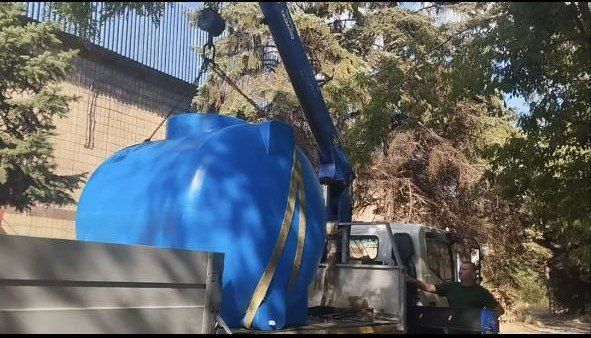 Продолжается принятие мер по водообеспечению жителей Ильичевского района