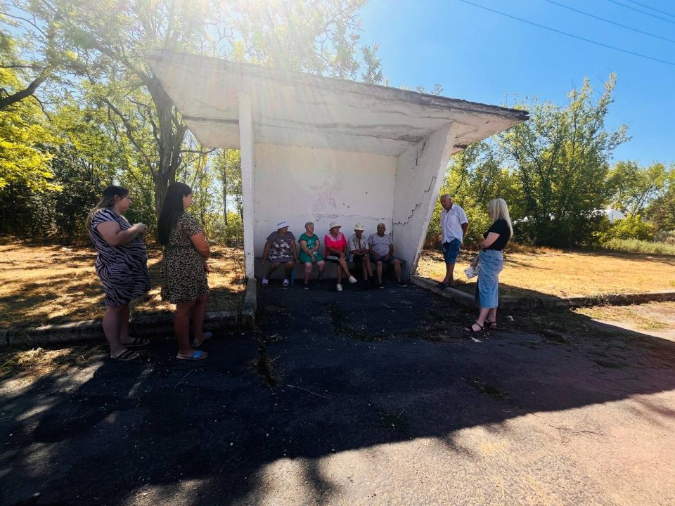 Заместитель Главы Администрации Тельмановского м.о. провела встречу с жителями села Зеленый Гай