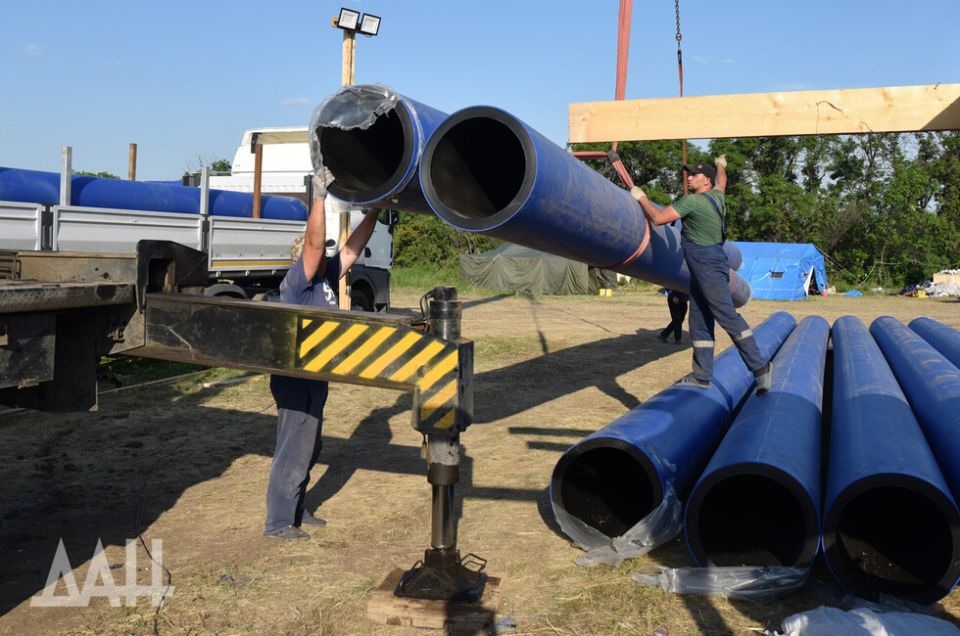 Ёмкости и цены. Пушилин рассказал о текущей ситуации с водой в регионе