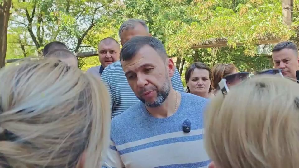 Денис Пушили встретился с жителями поселка Лидиевка Кировского района Донецка