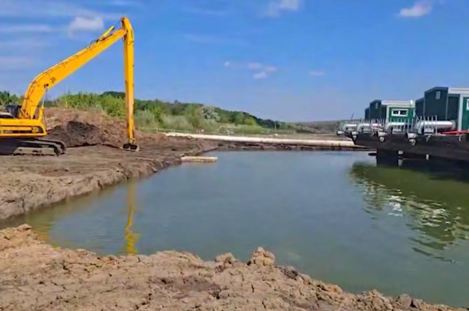 Строительство водовода из Углегорского водохранилища ускорили минимум вдвое