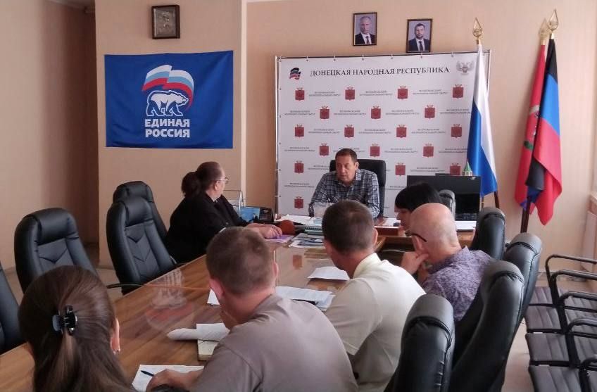 Константин Зинченко: О разборе завалов пострадавшего дома, вопросах с земельными участками и открытии развлекательно-развевающего центра - конструктивный диалог с жителями залог развития округа