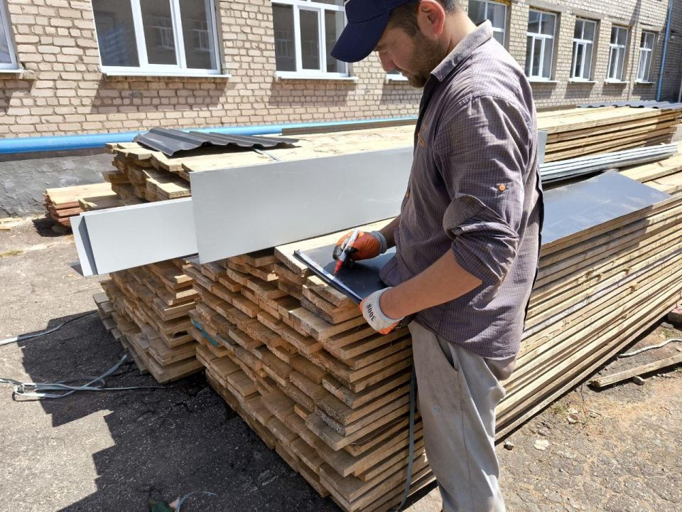 Школьники Еленовки будут учиться в обновленной Якутией школе