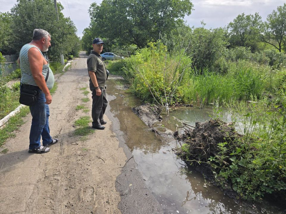 Дмитрий Огилец: По поручению Главы Республики Дениса Владимировича Пушилина депутаты Народного Совета выезжают по заявкам жителей, которые поступают на чат бот