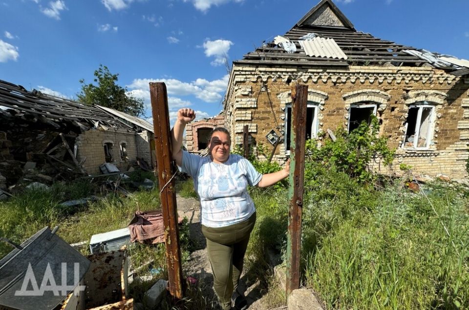 Одиночество в Марьинке. Как единственная жительница мертвого города готовится к зиме