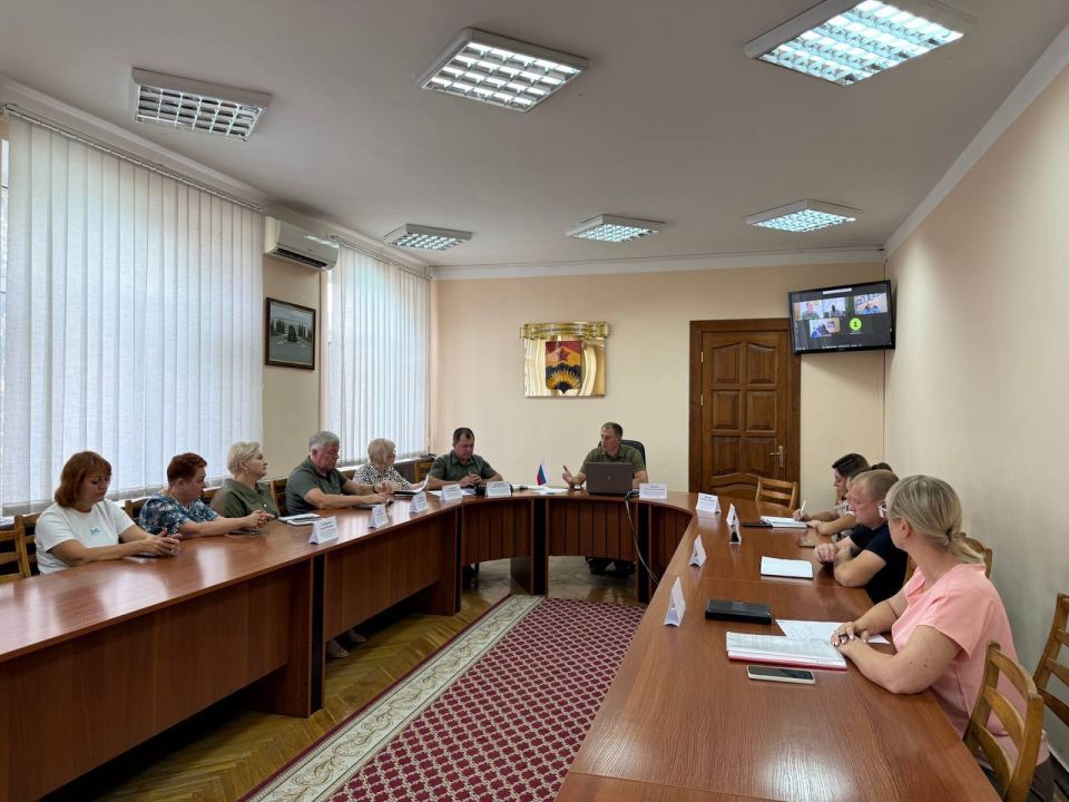 Александр Шатов: Выполняя поручение Главы ДНР Дениса Пушилина в Шахтерском округе была создана межведомственная рабочая группа по вопросам охраны здоровья граждан