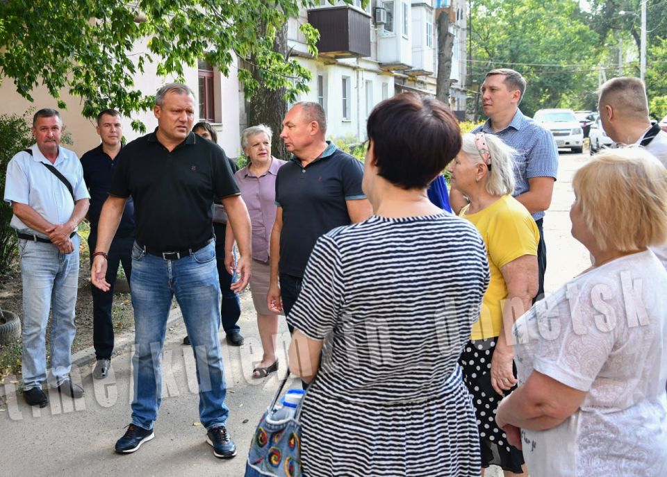 Алексей Кулемзин: С жителями микрорайона «Парковый» Будённовского района обсудил волнующие их вопросы
