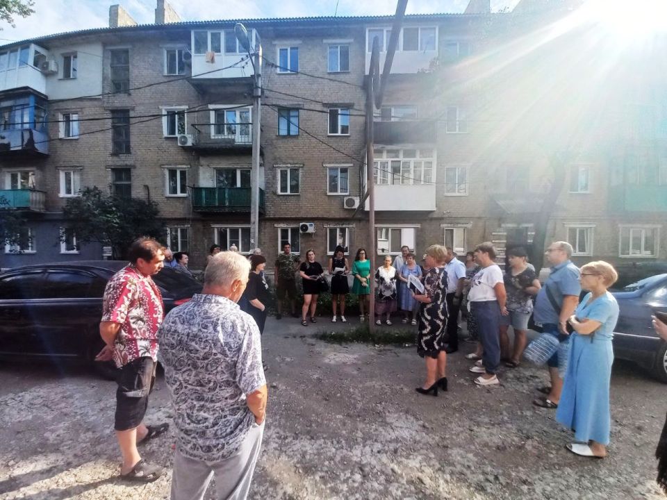 Открытый диалог с жителями улицы Зверькова