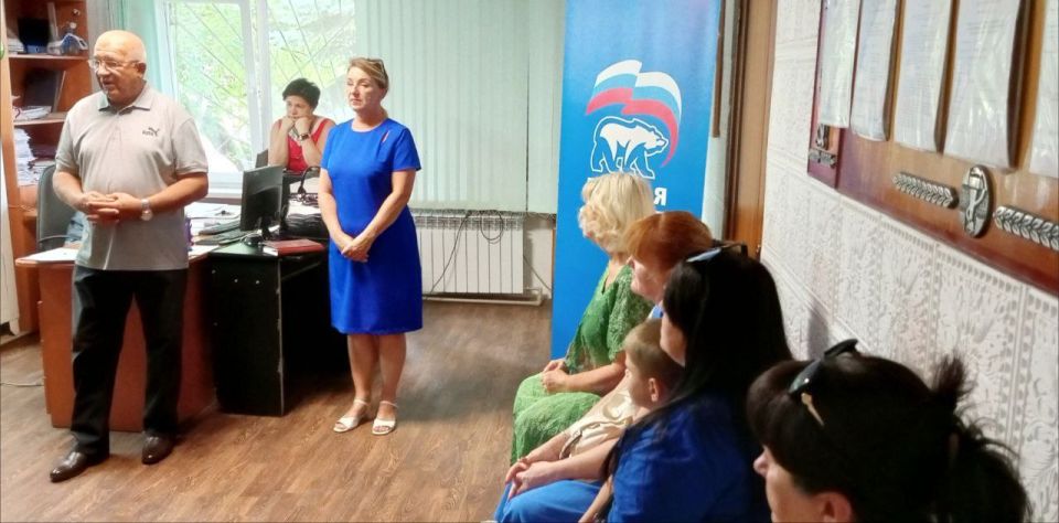 По поручению Главы ДНР Дениса Пушилина, Председатель #Комитет_по_труду_занятости_социальной_политики_и_делам_ветеранов Клавдия Кульбацкая совместно с заместителем Управы Петровского внутригородского района Администрации...