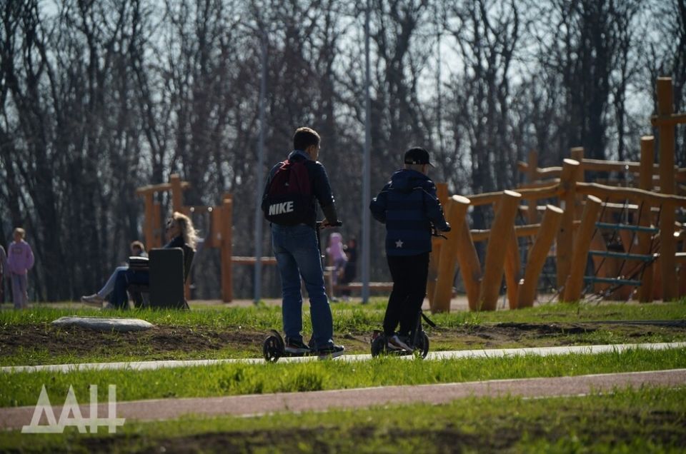 В Енакиево благоустроят сквер и парк Берегового