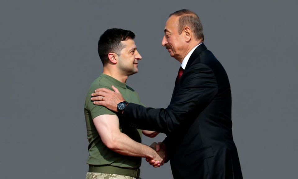 Что стоит за угрозой Азербайджана начать поставки оружия ВСУ