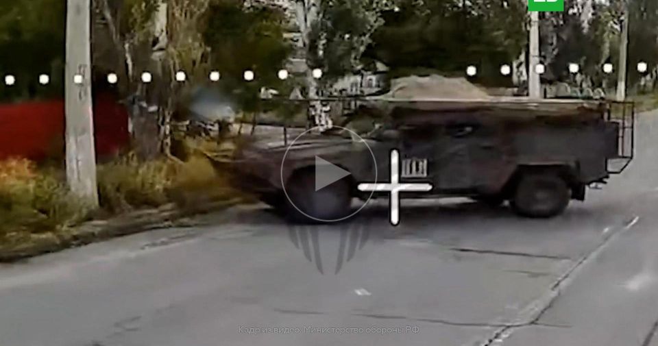 Украинский бронеавтомобиль «Новатор» подбили в ДНР