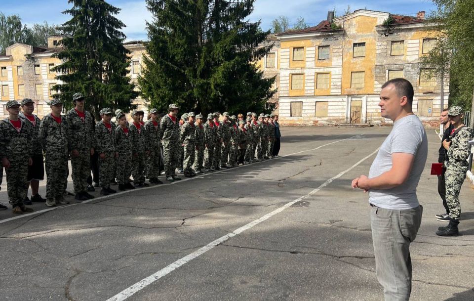 Шанс для каждого!. Представители Министерства прямо сейчас находятся в Санкт-Петербурге, чтобы повысить навыки работы с асоциальной молодежью и ребятами, склонными к девиантному поведению, а также перенять лучшие навыки...