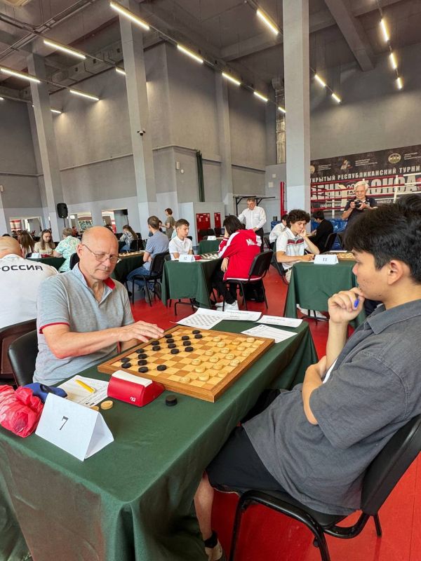 С 31 июля по 9 августа команда ДНР приняла участие в Чемпионате России по стоклеточным шашкам среди мужчин и женщин в Уфе