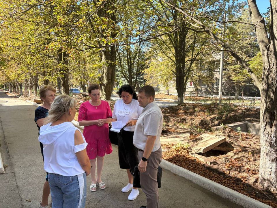 Во исполнение поручения Главы Донецкой Народной Республики Дениса Владимировича Пушилина о ведении постоянного диалога с жителями республики, 12 августа заместитель главы администрации городского округа Дебальцево Виталий...