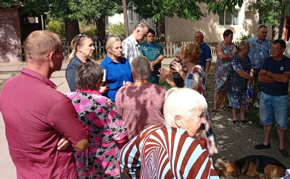 Наталья Бегуненко: По поручению Главы ДНР Дениса Пушилина в Петровском районе продолжаются встречи с населением