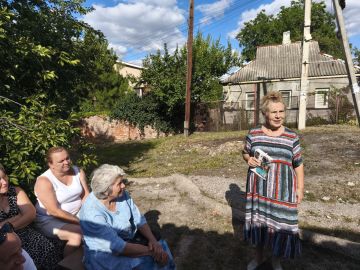  :  ,          ,      -