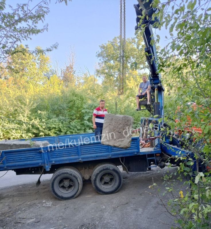 На встрече с жителями Куйбышевского района, которую проводил в прошлый понедельник, был озвучен вопрос о несанкционированной свалке на улице Одинцова