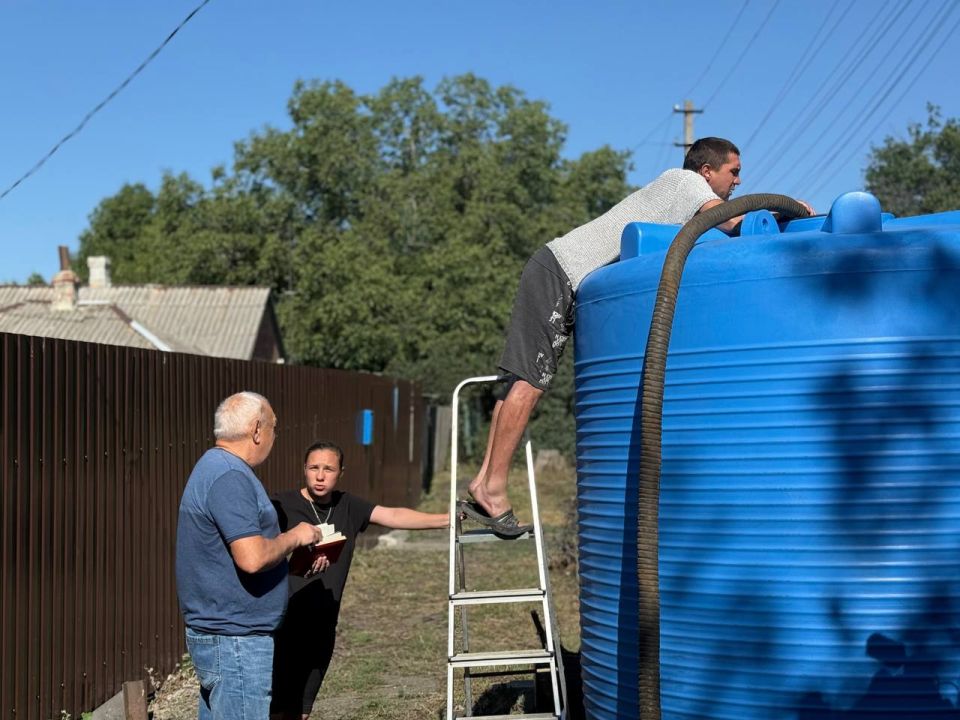В Шахтерском муниципальном округе продолжается работа по контролю подвоза воды населению