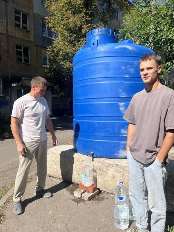 Во исполнение поручения Главы Донецкой Народной Республики Дениса Владимировича Пушилина о ведении постоянного диалога с жителями республики, депутат Дебальцевского городского совета Роман Кукса 12 августа провел проверку...