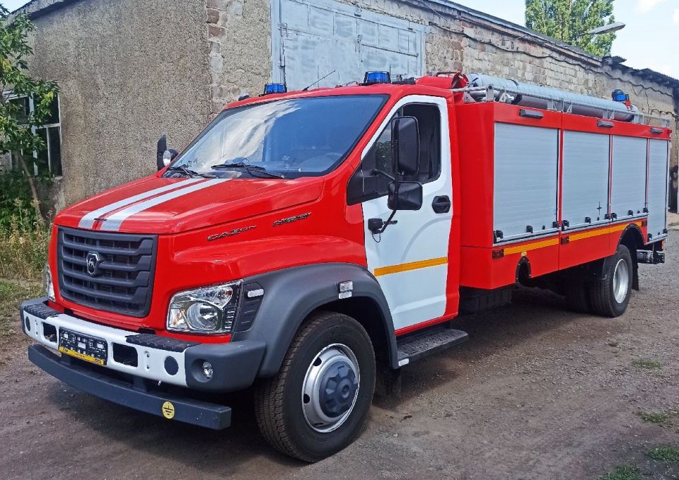 В ИК-10 поступил новый пожарный автомобиль