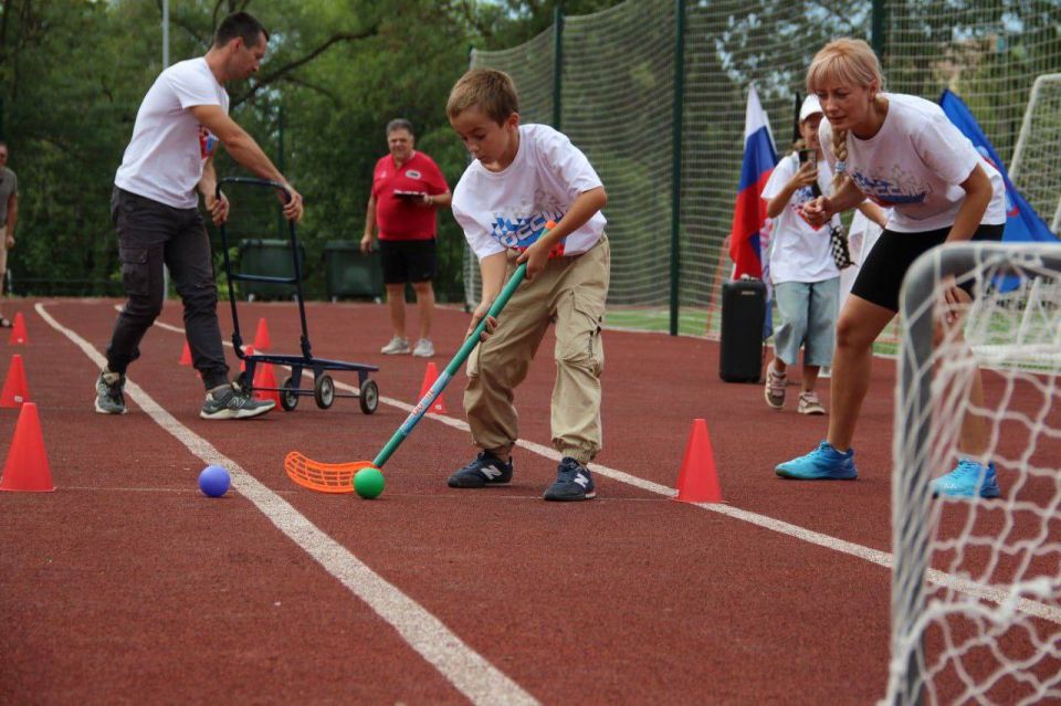 В Мариуполе провели финал республиканских игр «Мама, папа, я - спортивная семья»