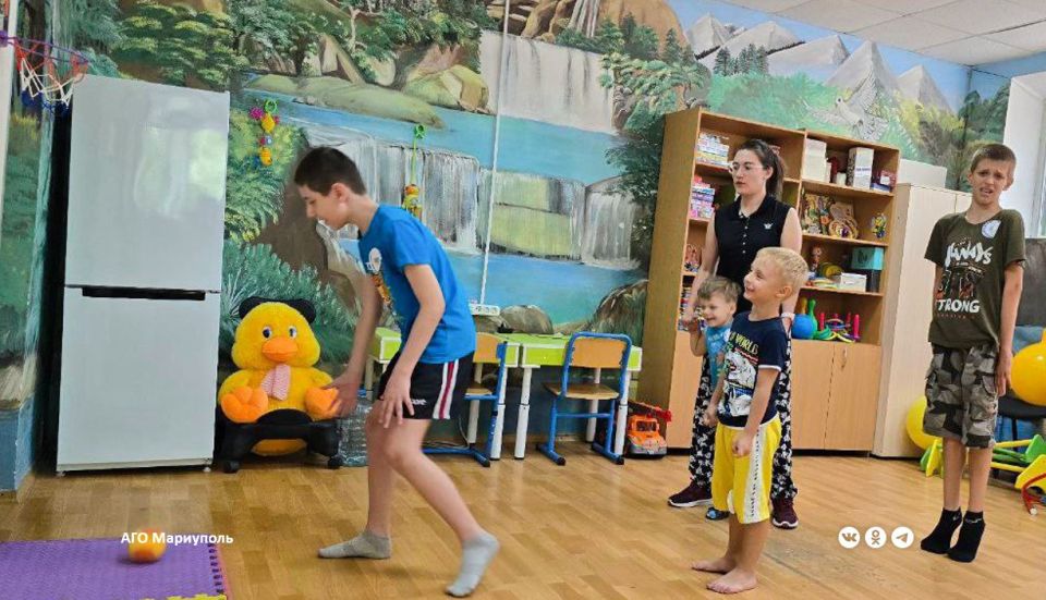 Юным мариупольцам с ограниченными возможностями организовали веселое спортивное мероприятие