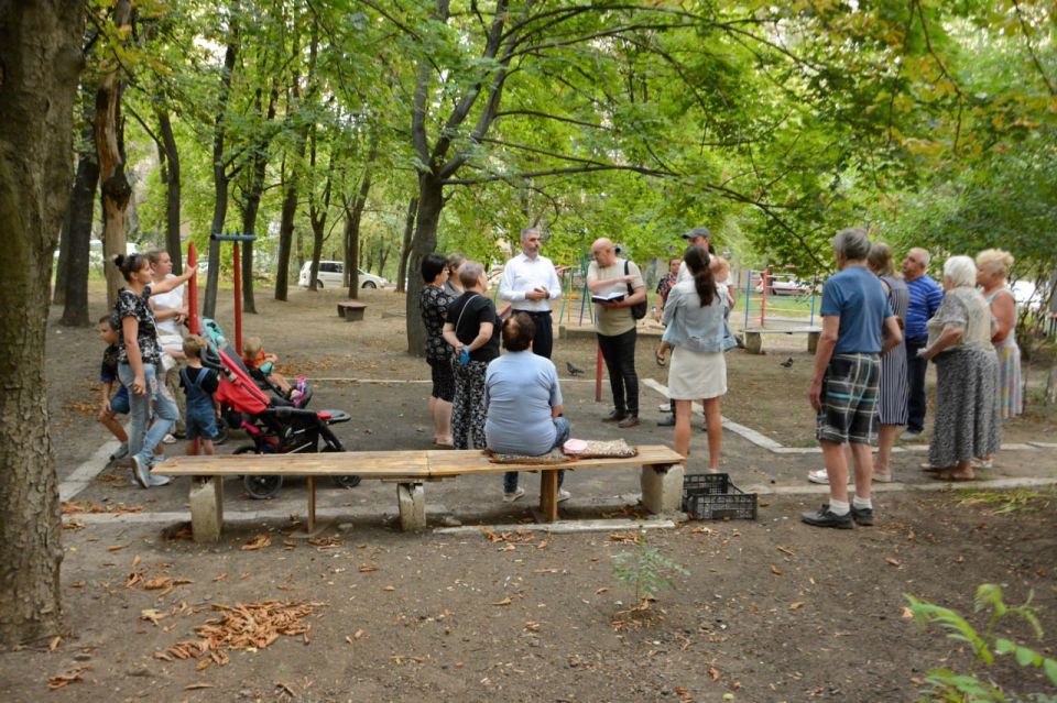 Алексей Дорофеев встретился с жителями Кировского района Донецка