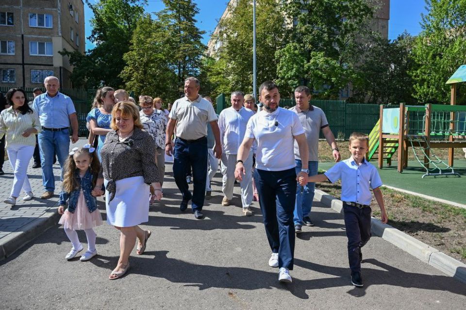 Глава ДНР проверил готовность к учебному году и качество завершенного ремонта в донецком детском саду № 309