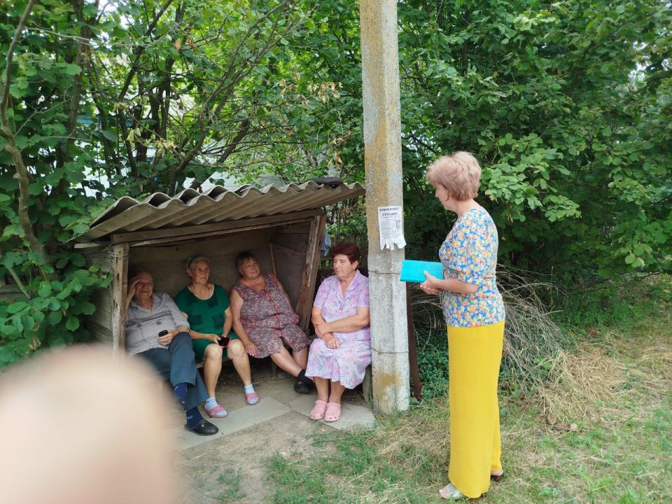 11 августа 2025 года в селе Малиновка Волновахского муниципального округа состоялась встреча с гражданами, на которой присутствовала начальник Златоустовского территориального отдела департамента по развитию территорий...