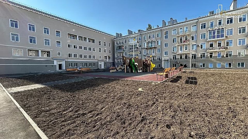 Новый двор на улице Воинов-Освободителей в Мариуполе