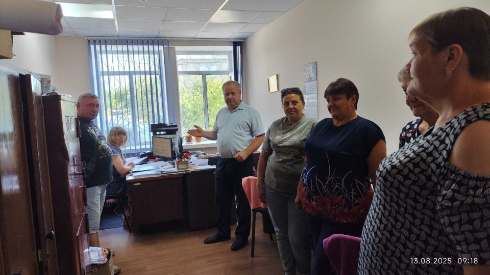 Депутат Тельмановского муниципального совета Владимир Ермак встретился с трудовым коллективом ГП «Почта Донбасса»