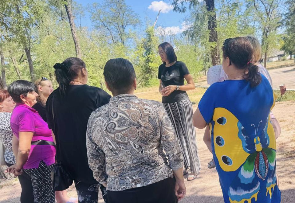 В селе Новоселовка Вторая прошла встреча с населением, на которой были обсуждены актуальные вопросы, касающиеся жизни и благоустройства села