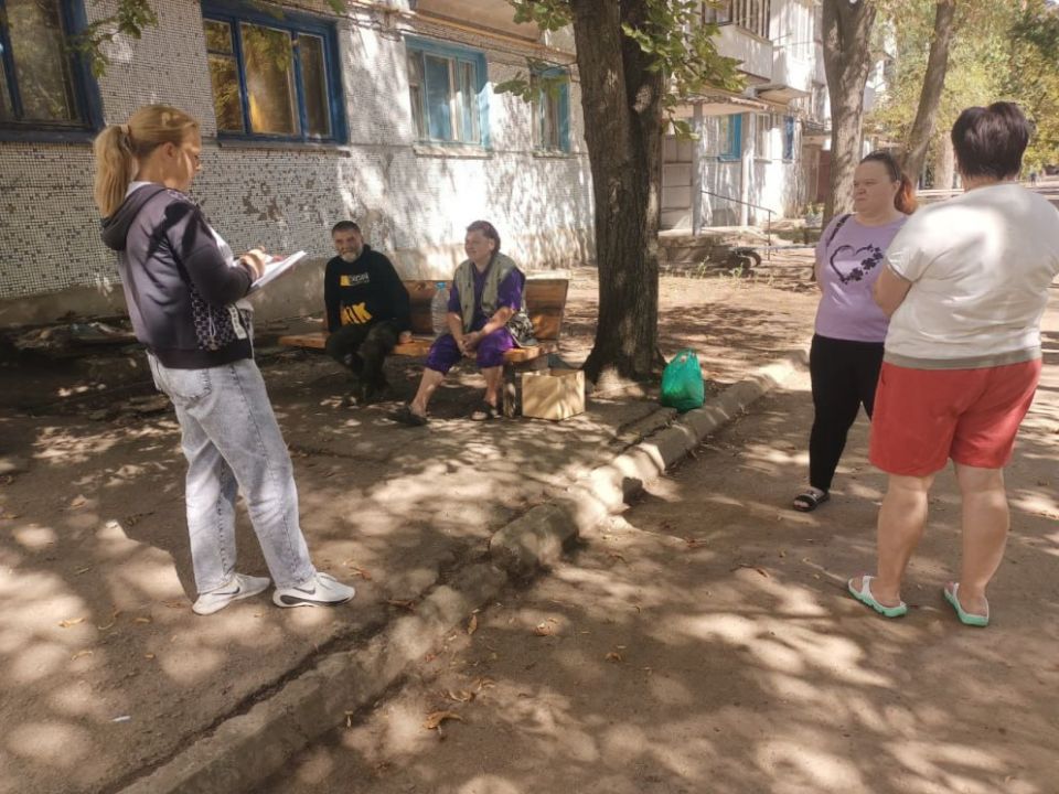 Во исполнение поручения Главы Донецкой Народной Республики Дениса Владимировича Пушилина о ведении постоянного диалога с жителями республики, начальник Светлодарского территориального отдела управления по работе с...