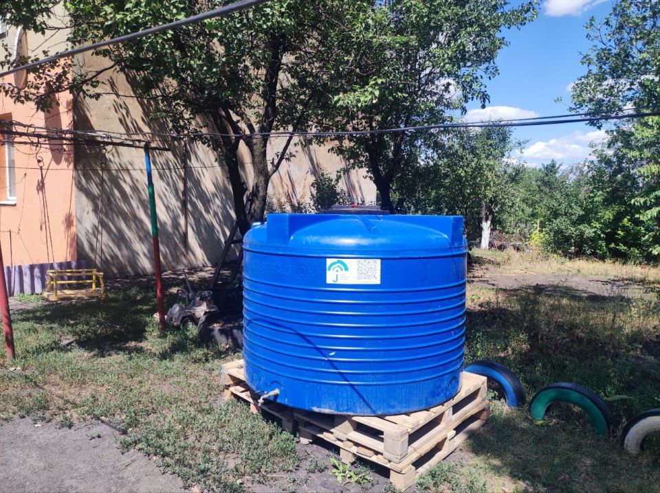 Александр Шатов: В Шахтерском округе продолжается работа по установке емкостей для раздачи воды населению