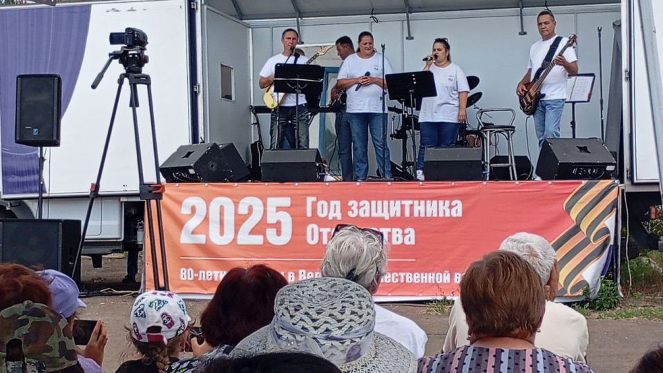 Сила – в единстве. В селе Суженка состоялся концерт в рамках проекта «Сила единства. Володарский район»