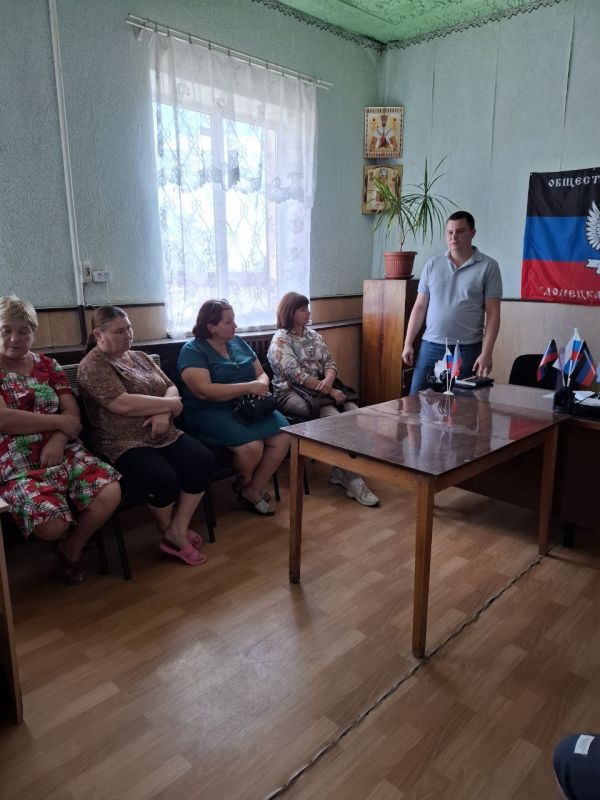 Сегодня первый заместитель Главы Администрации провел продуктивную встречу с жителями села Коньково