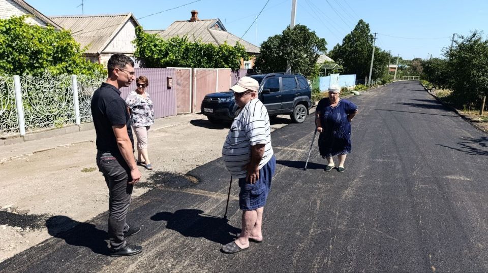 Михаил Чекалов встретился с жителями пгт Мангуш