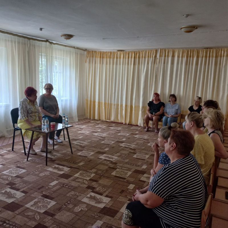 Юрий Будрин: Сегодня, 13 августа 2025 года, по поручению Главы Республики Дениса Пушилина, депутат Донецкого Городского совета ДНР Ася Горшкова провела встречу с трудовым коллективом ГКДОУ "Детский сад № 337 г.о. Донецк" по...