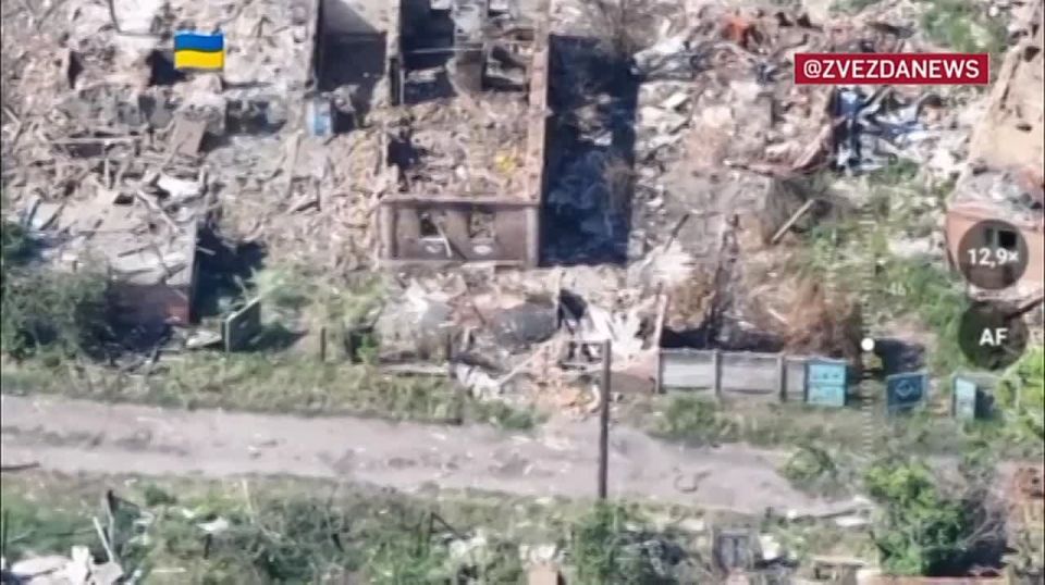 Точные удары и подорванные укрытия — кадры освобождения поселков Щербиновка и Искра в ДНР