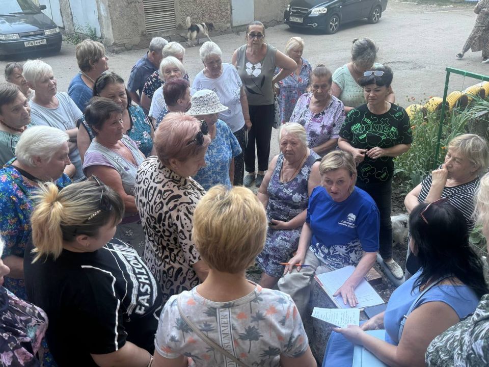 Иван Приходько: В рамках реализации партийного проекта Единой России «Управдом» в Горловки активно избираются старшие по домам