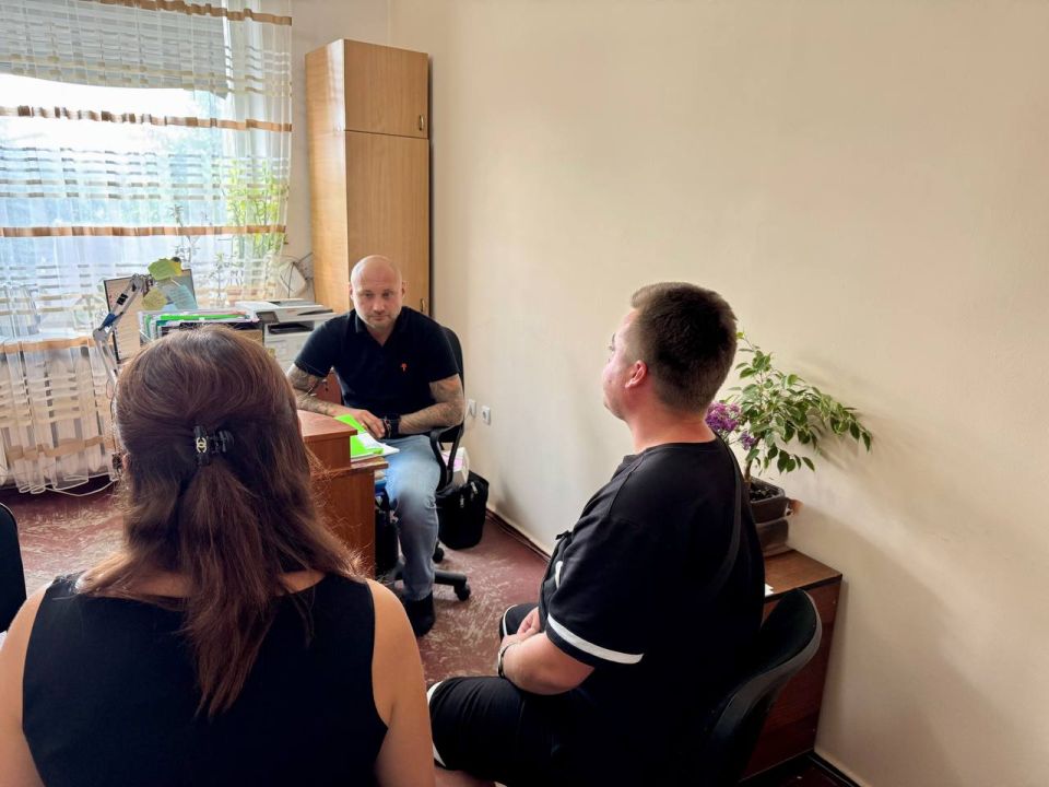 Депутат Иловайского городского совета Сергей Юрьевич Зайцев провел личный прием граждан, в ходе которого были рассмотрены актуальные вопросы городского хозяйства