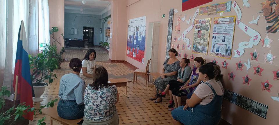 В Кировском внутригородском районе прошла встреча с трудовым коллективом