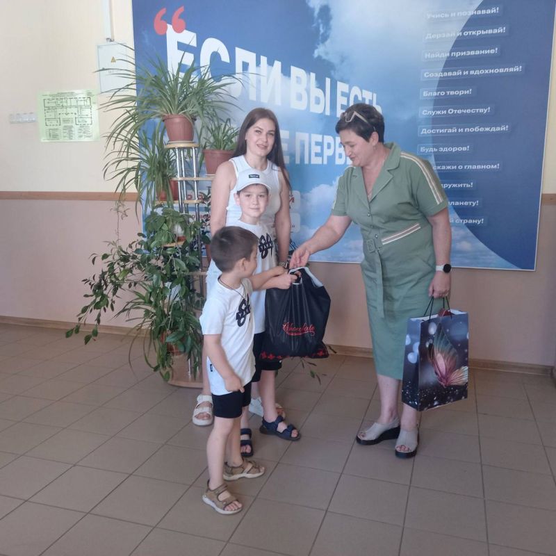 Поддержала инициативу Единой России и приняла участие во Всероссийской акции «Собери ребенка в школу»,которая проводится Партией «ЕДИНАЯ РОССИЯ» совместно с Молодой Гвардией Единой России и во взаимодействии с региональными...