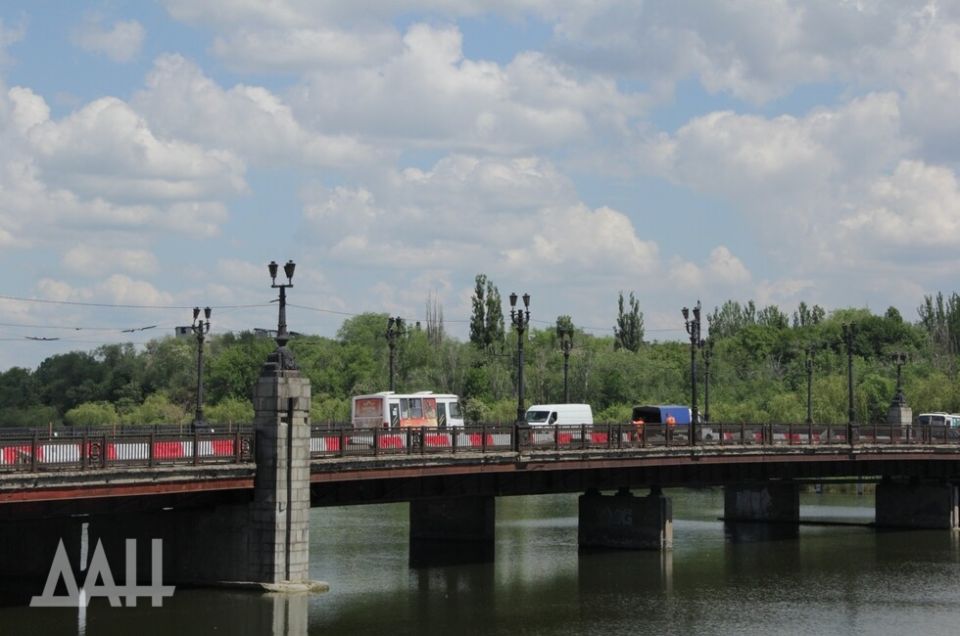 Проезд по мосту на Ильича в Донецке закроют 13 сентября. Как объехать