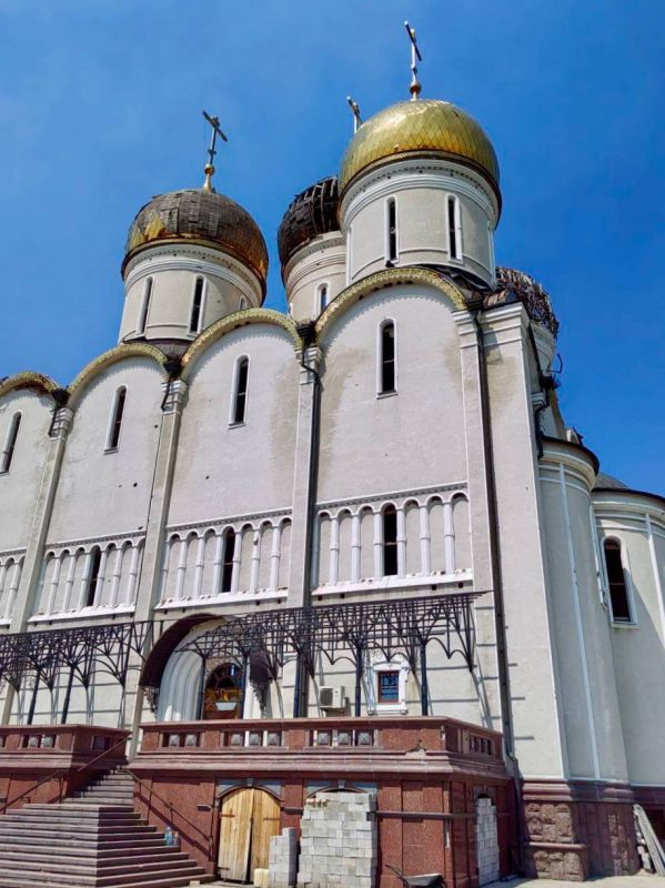 Александр Волошин: #пейзажиДонбасса. Свято-Успенский Николо-Васильевский монастырь